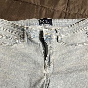 GAP FAVORITE JEGGING